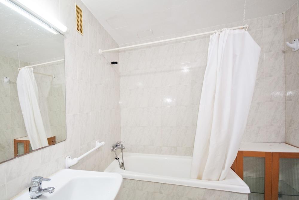 Apartamentos Llevant ポルト・ダ・ポリェンサ エクステリア 写真