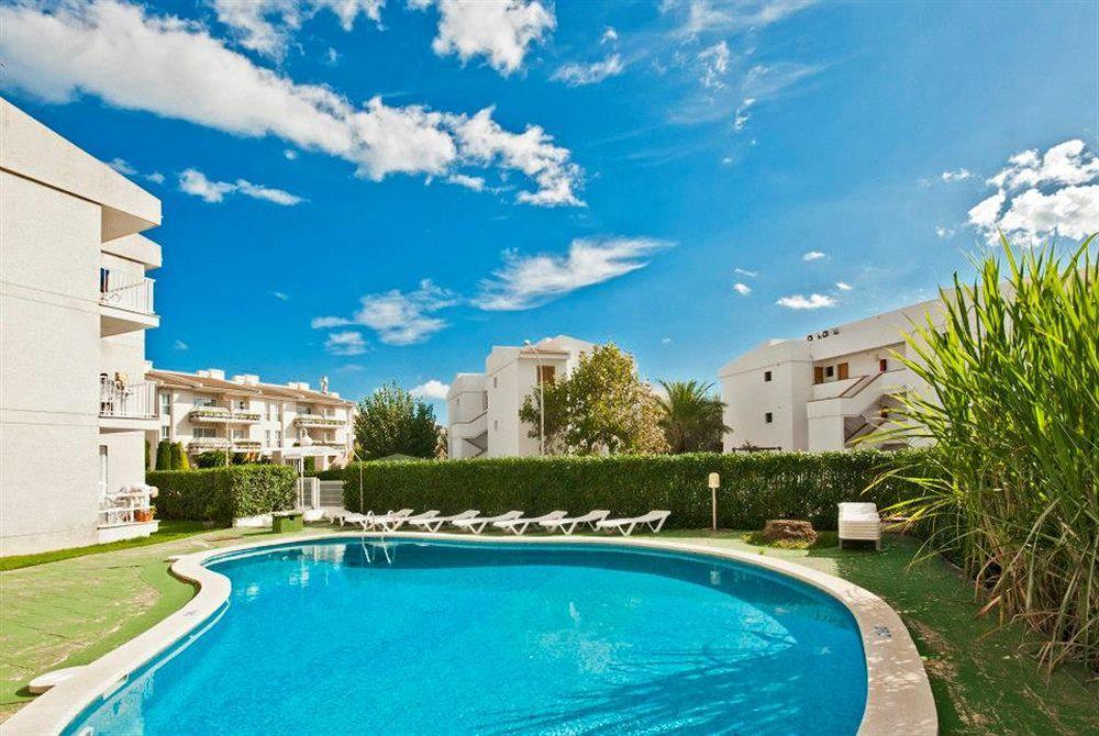 Apartamentos Llevant ポルト・ダ・ポリェンサ エクステリア 写真